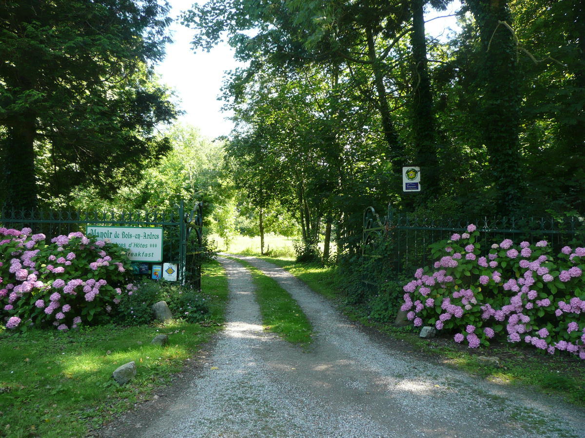 Manoir De Bois En Ardres Bed and Breakfast Esterno foto